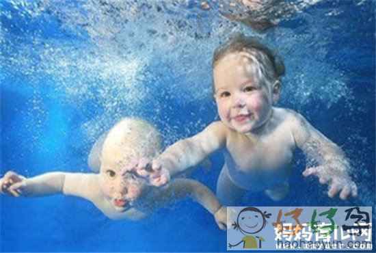 育儿专家告诉你宝宝游泳有什么好处 简直不要太科学！
